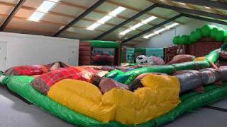 Timelaps installation Inflatable Park Farm theme - Netherlands